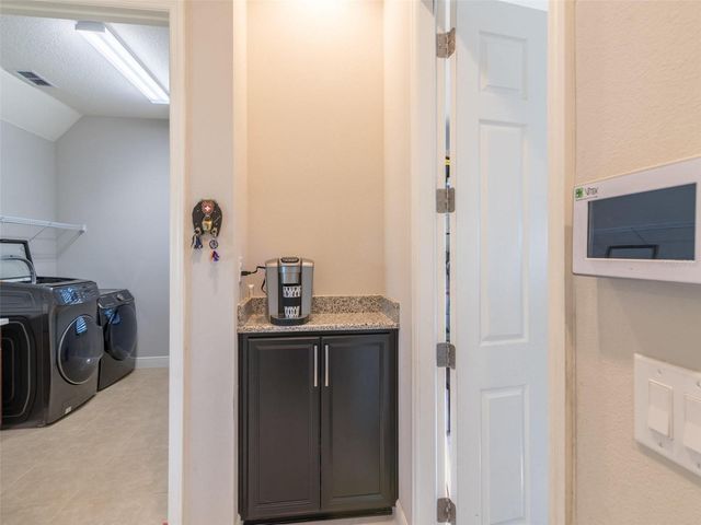 1014 SONESTA AVENUE, Brandon, FL 33511