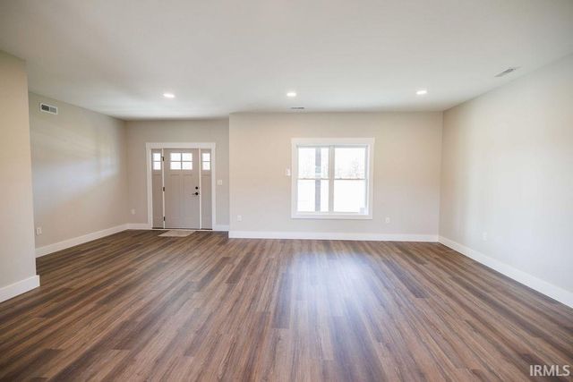 714 White Oak Road, Spencer, IN 47460