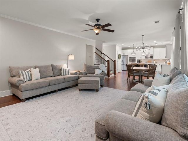 5483 Heatherbrooke Drive NW, Acworth, GA 30101