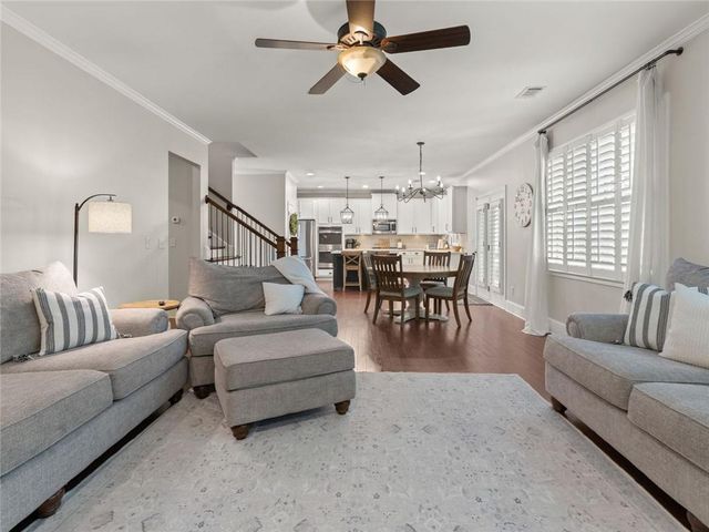 5483 Heatherbrooke Drive NW, Acworth, GA 30101
