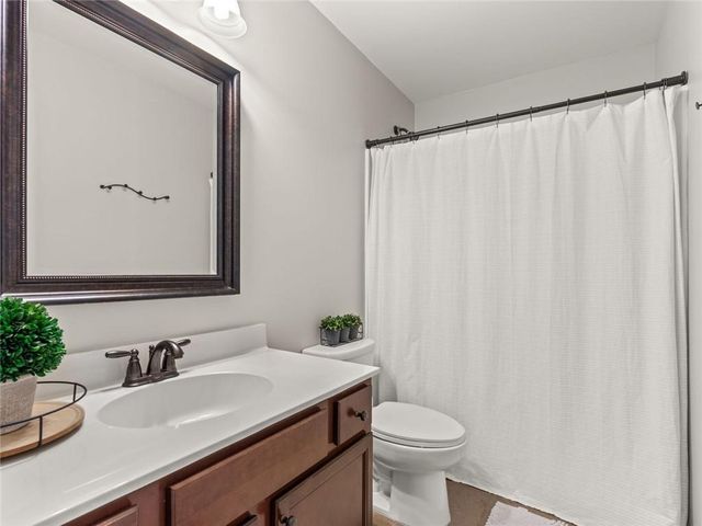 5483 Heatherbrooke Drive NW, Acworth, GA 30101