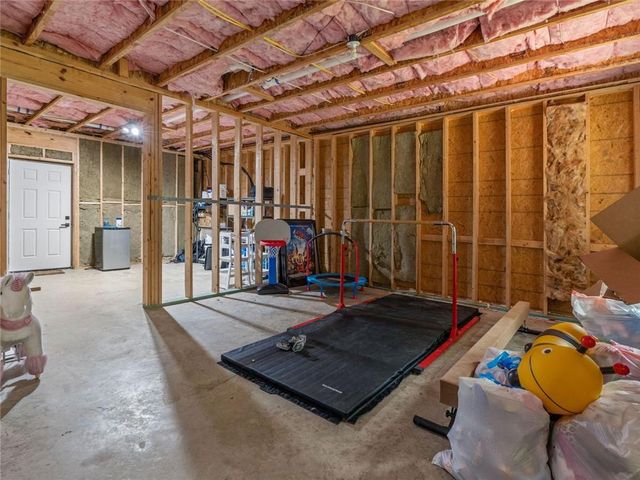 5483 Heatherbrooke Drive NW, Acworth, GA 30101
