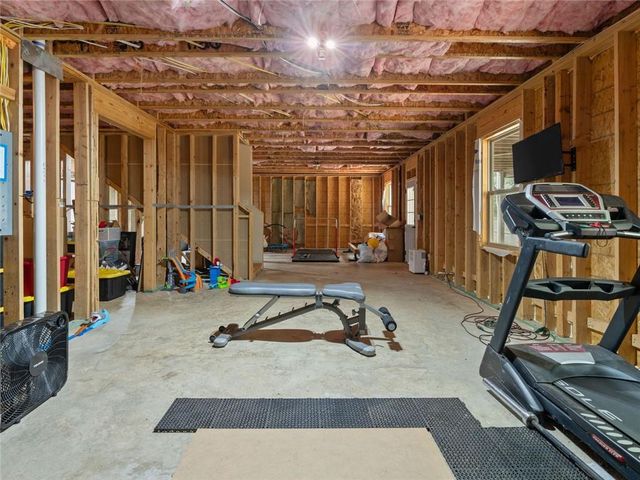 5483 Heatherbrooke Drive NW, Acworth, GA 30101