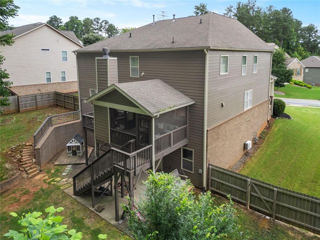 5483 Heatherbrooke Drive NW, Acworth, GA 30101
