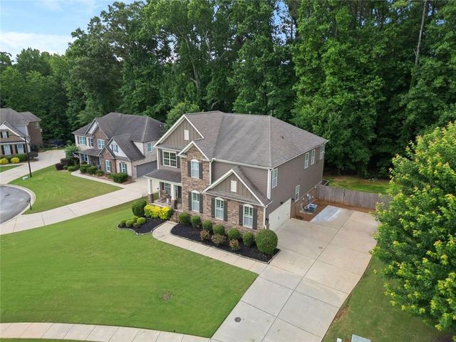 5483 Heatherbrooke Drive NW, Acworth, GA 30101