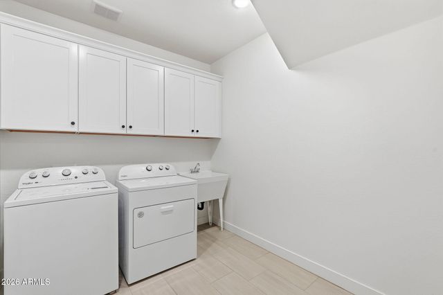 9662 E RAINBOW Avenue, Mesa, AZ 85212