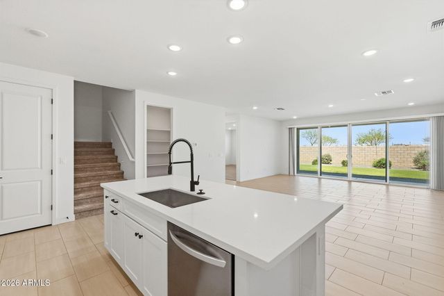 9662 E RAINBOW Avenue, Mesa, AZ 85212