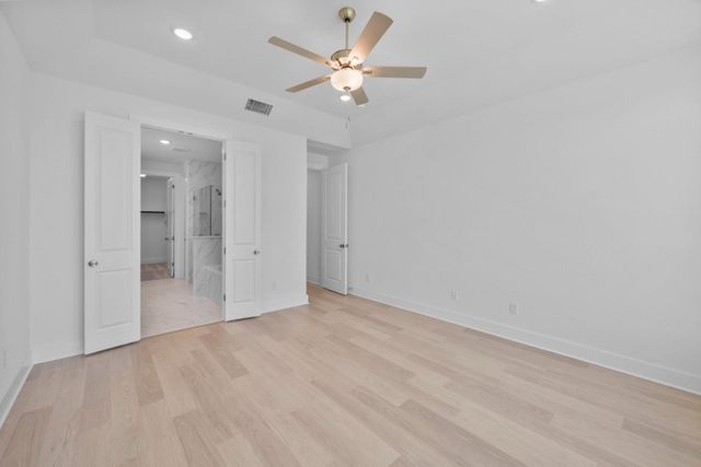 213 Pacific Grove CIR, Liberty Hill, TX 78642