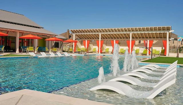 213 Pacific Grove CIR, Liberty Hill, TX 78642