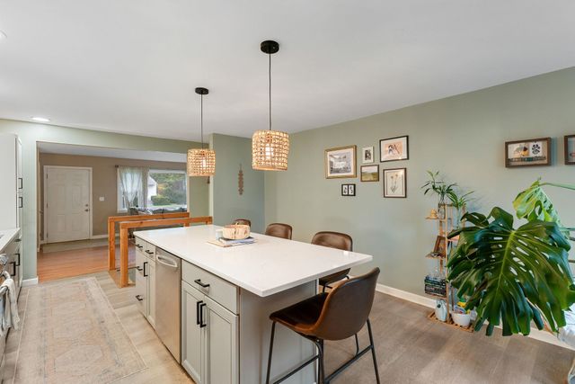 35 Baldwin Avenue, South Burlington, VT 05403