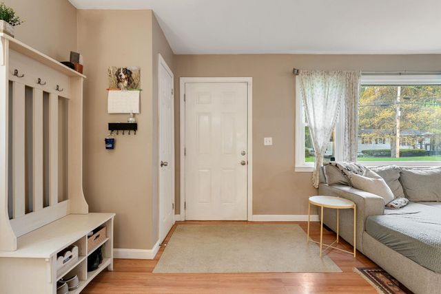 35 Baldwin Avenue, South Burlington, VT 05403