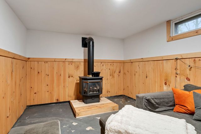 35 Baldwin Avenue, South Burlington, VT 05403