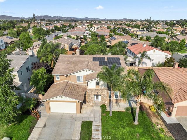 32943 Edinborough, Menifee, CA 92584