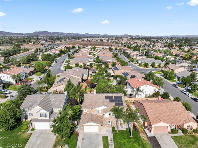 32943 Edinborough, Menifee, CA 92584