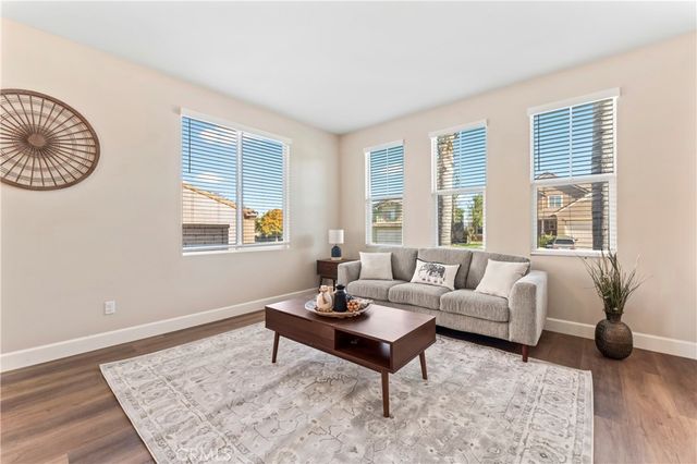 32943 Edinborough, Menifee, CA 92584