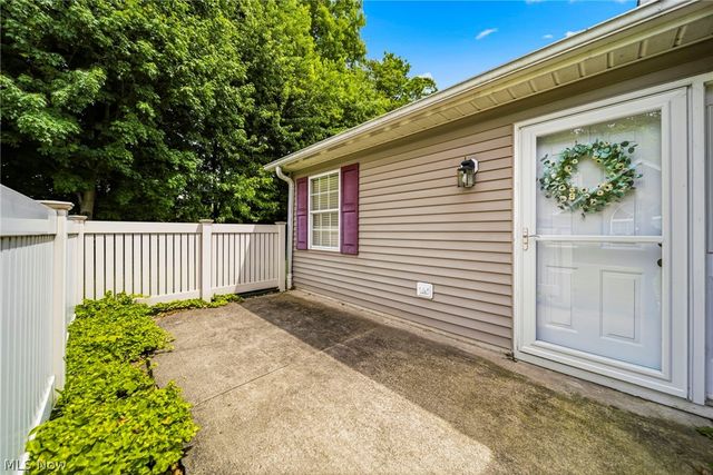 7576 Monterey Bay 5, Mentor On The Lake, OH 44060