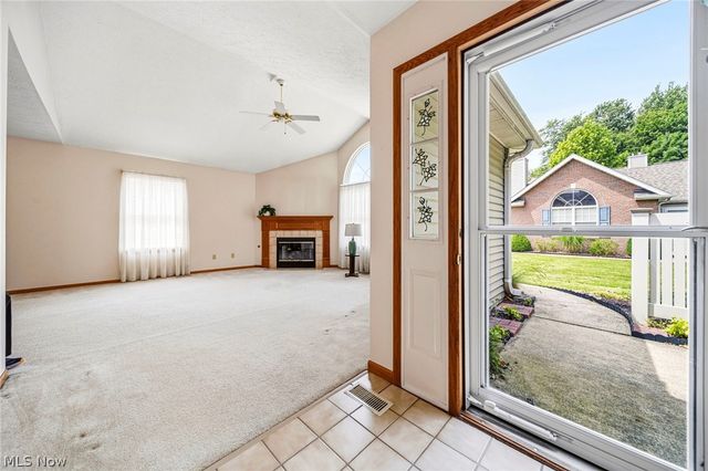 7576 Monterey Bay 5, Mentor On The Lake, OH 44060