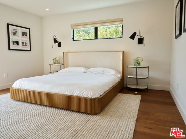 2309 Hollyridge Drive, Los Angeles, CA 90068