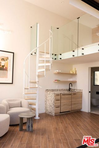 2309 Hollyridge Drive, Los Angeles, CA 90068