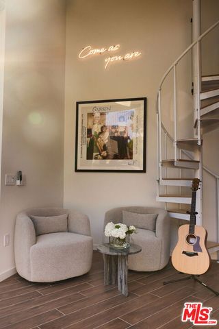 2309 Hollyridge Drive, Los Angeles, CA 90068