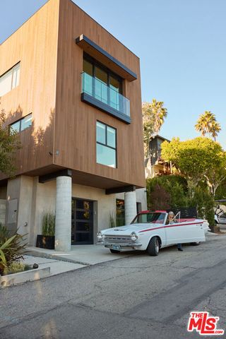 2309 Hollyridge Drive, Los Angeles, CA 90068