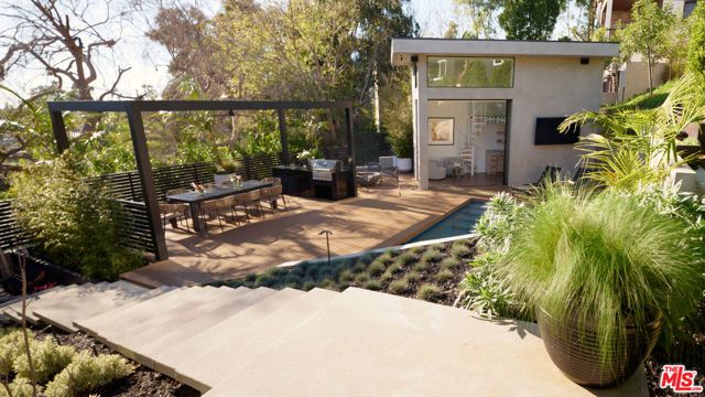 2309 Hollyridge Drive, Los Angeles, CA 90068