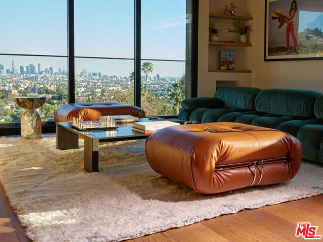 2309 Hollyridge Drive, Los Angeles, CA 90068