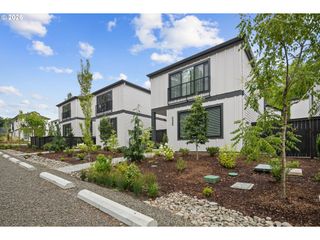 225 E Ave, Lake Oswego, OR 97034