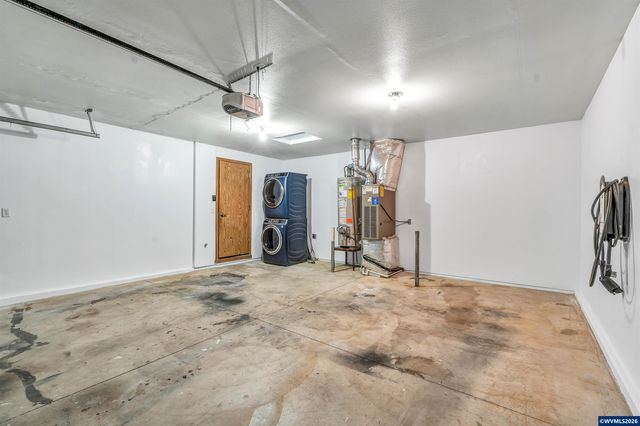 351 Elma Ct NE, Salem, OR 97301