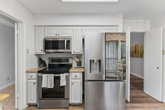 1025 River Park, San Antonio, TX 78216