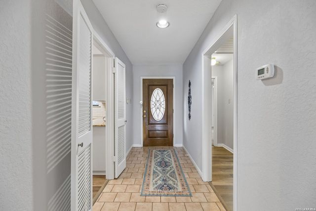 1025 River Park, San Antonio, TX 78216