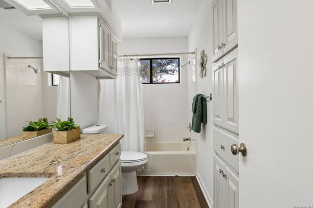 1025 River Park, San Antonio, TX 78216