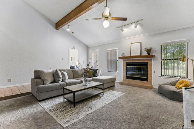 1025 River Park, San Antonio, TX 78216