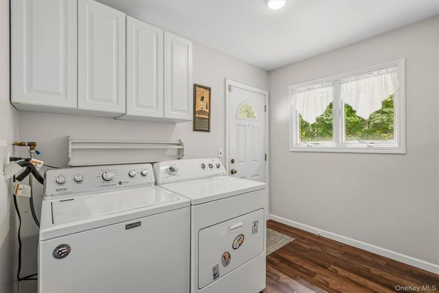 72 Eastview Drive, Valhalla, NY 10595