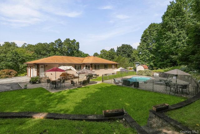 72 Eastview Drive, Valhalla, NY 10595