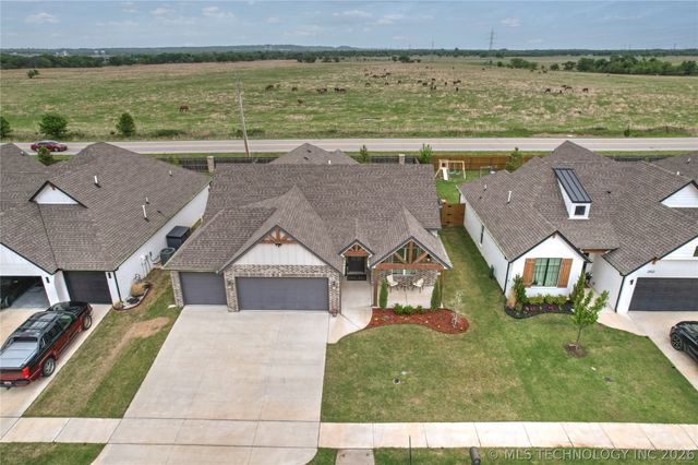 2918 E Rockford Place, Broken Arrow, OK 74014