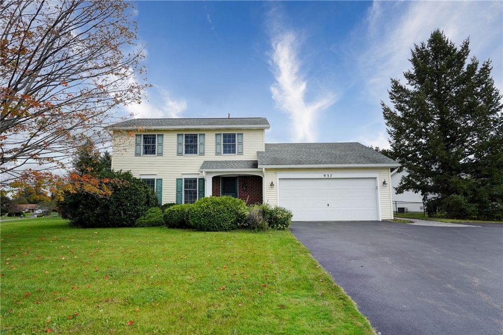 937 Gristmill, Webster, NY 14580