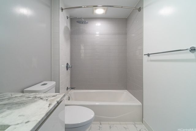 987 Queen Street 3709, Honolulu, HI 96814