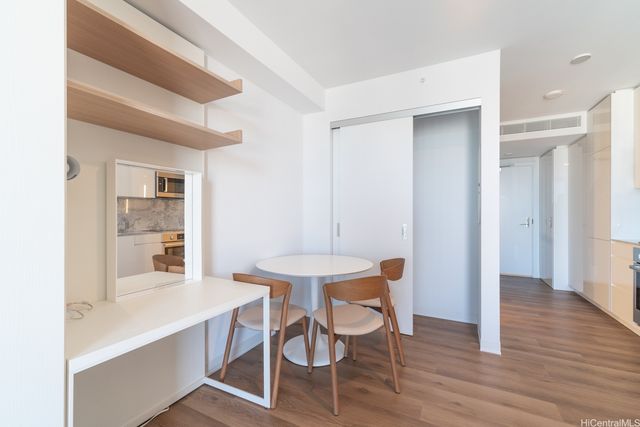 987 Queen Street 3709, Honolulu, HI 96814