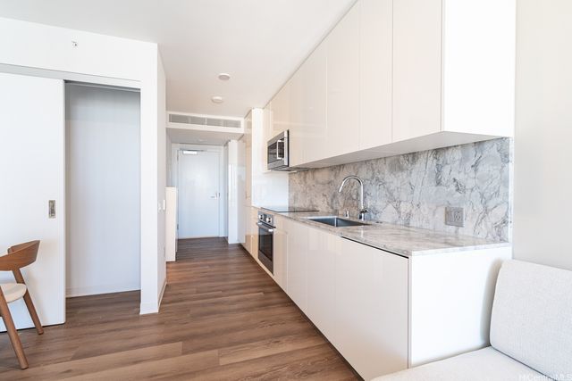 987 Queen Street 3709, Honolulu, HI 96814