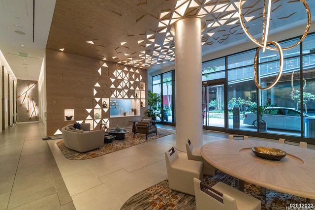 987 Queen Street 3709, Honolulu, HI 96814