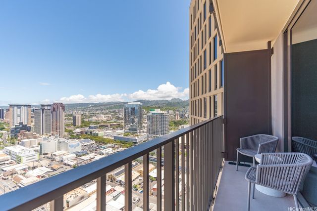 987 Queen Street 3709, Honolulu, HI 96814