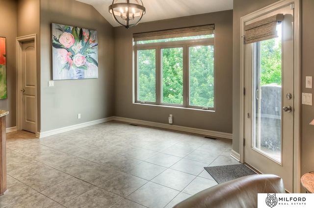 1317 S 195th Street, Omaha, NE 68130