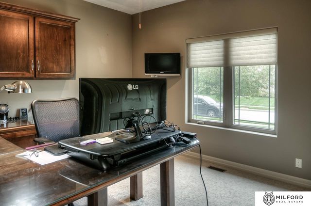 1317 S 195th Street, Omaha, NE 68130