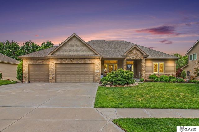 1317 S 195th Street, Omaha, NE 68130