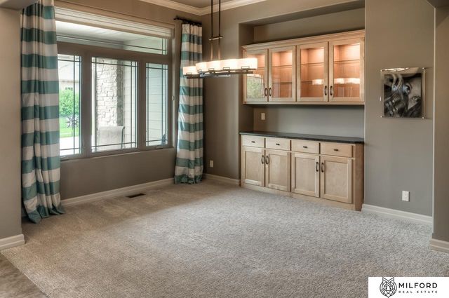 1317 S 195th Street, Omaha, NE 68130