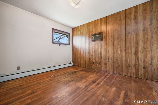 51 Fair Sailing Road, West Haven, CT 06516