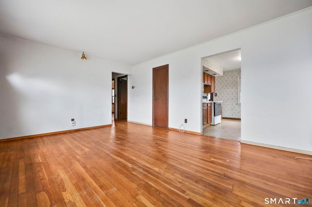 51 Fair Sailing Road, West Haven, CT 06516