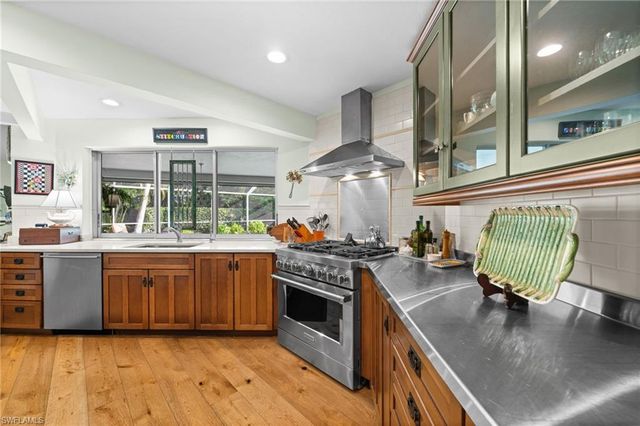 1903 Imperial Golf Co BLVD, Naples, FL 34110