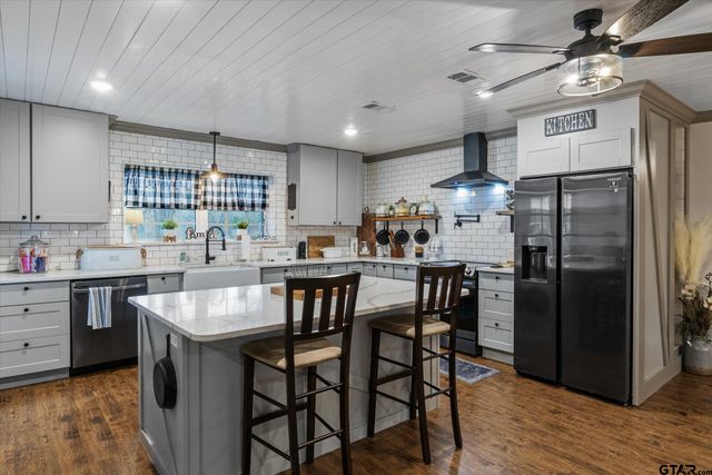 18541 FM 17, Canton, TX 75103